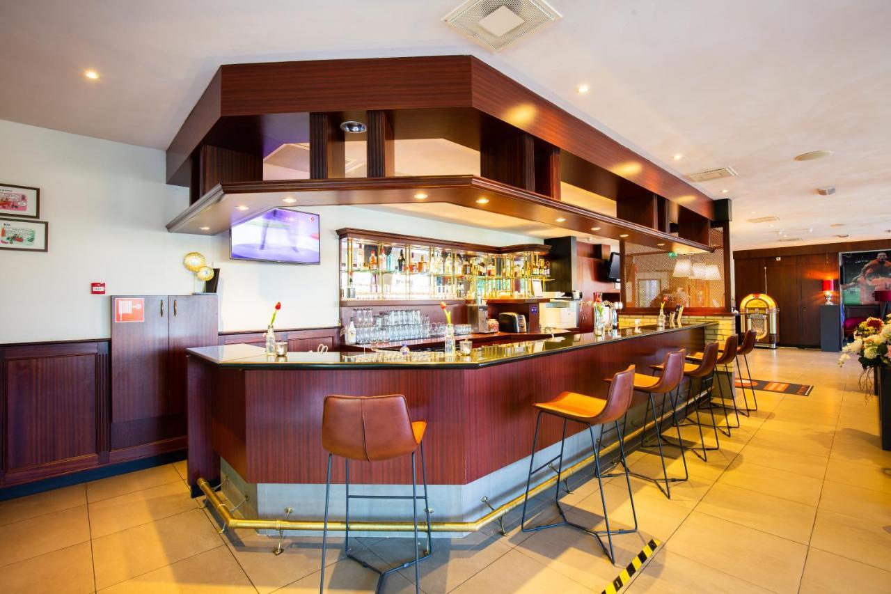 Bastion Hotel Roosendaal Bagian luar foto