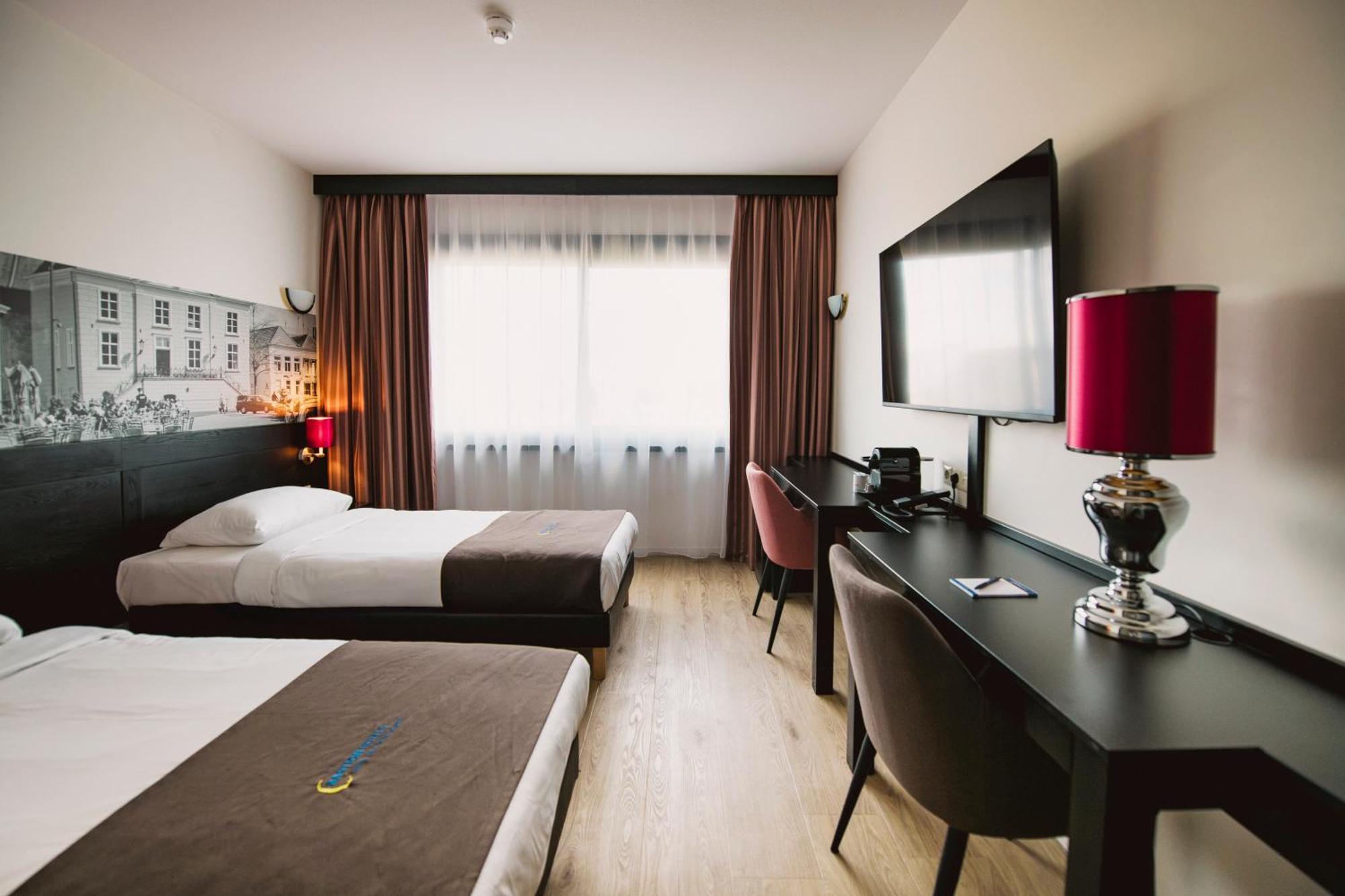 Bastion Hotel Roosendaal Bagian luar foto